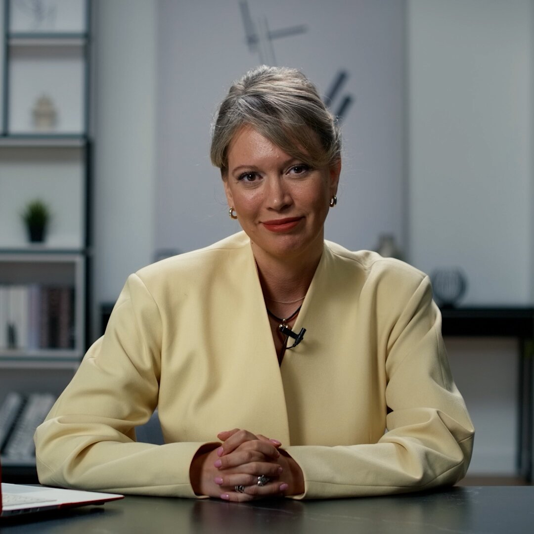 Елена Шарова