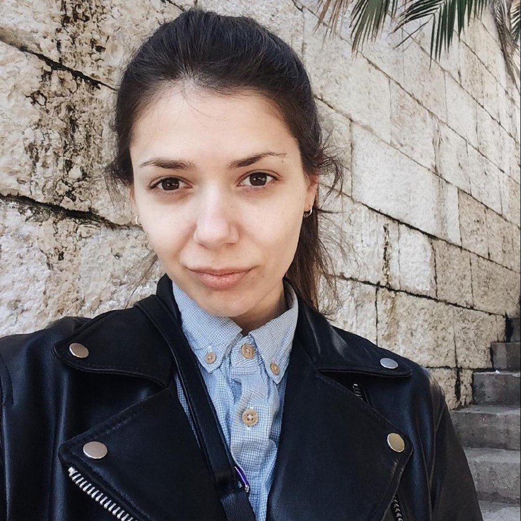 Алина Колесникова