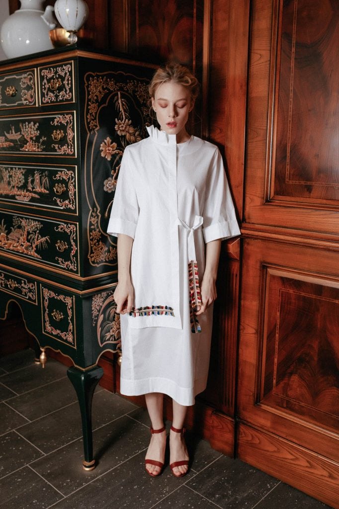 main_dress_white
